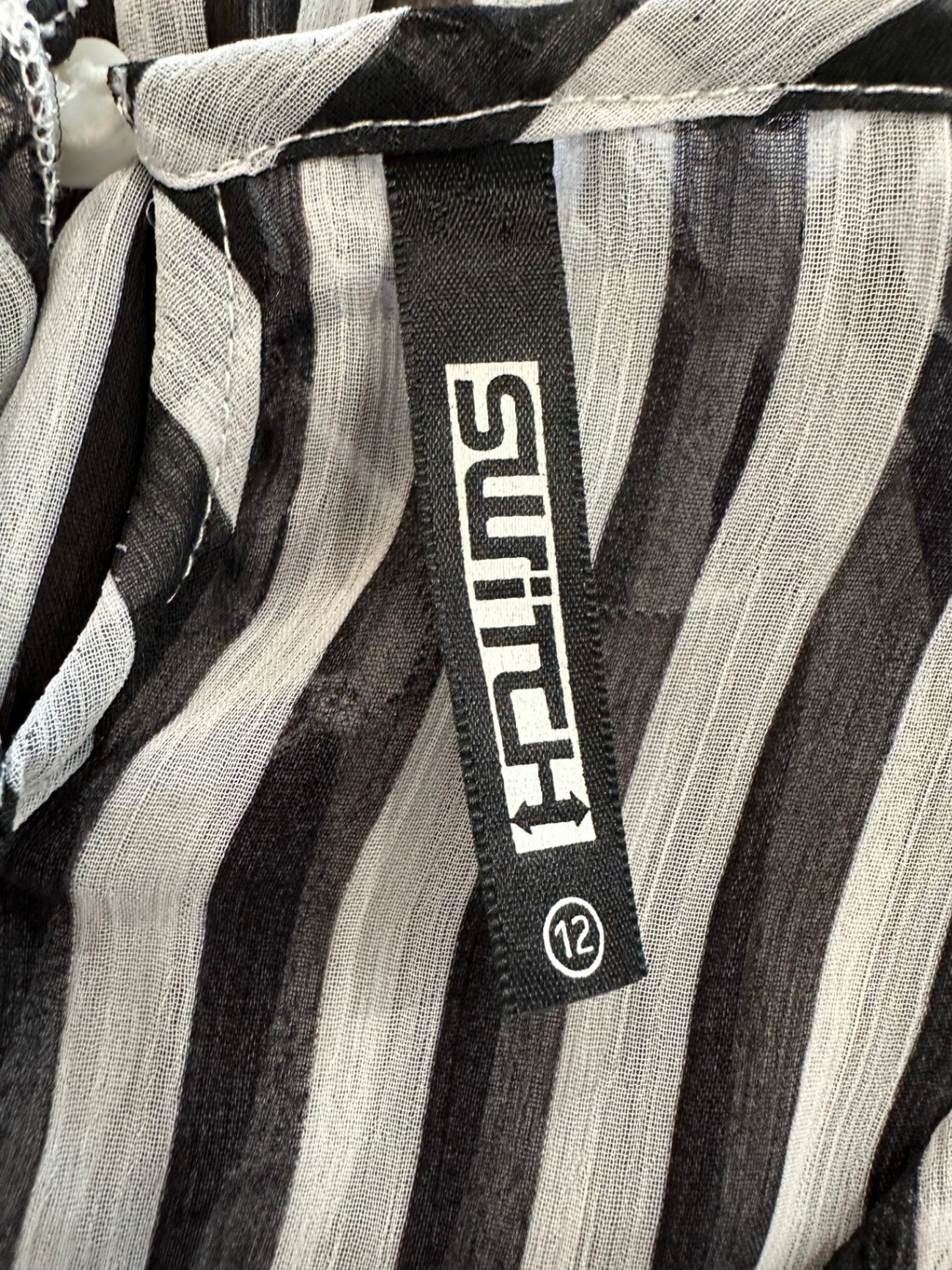 Switch Top - Size 12 - Black and white stripe