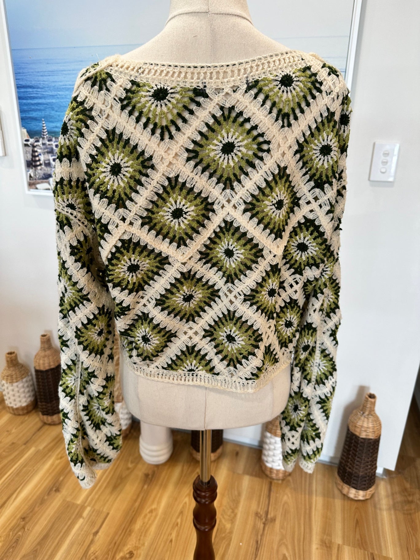 Crochet Inspired - Cropped Jumper - Small / Medium - Cream, Green, Black