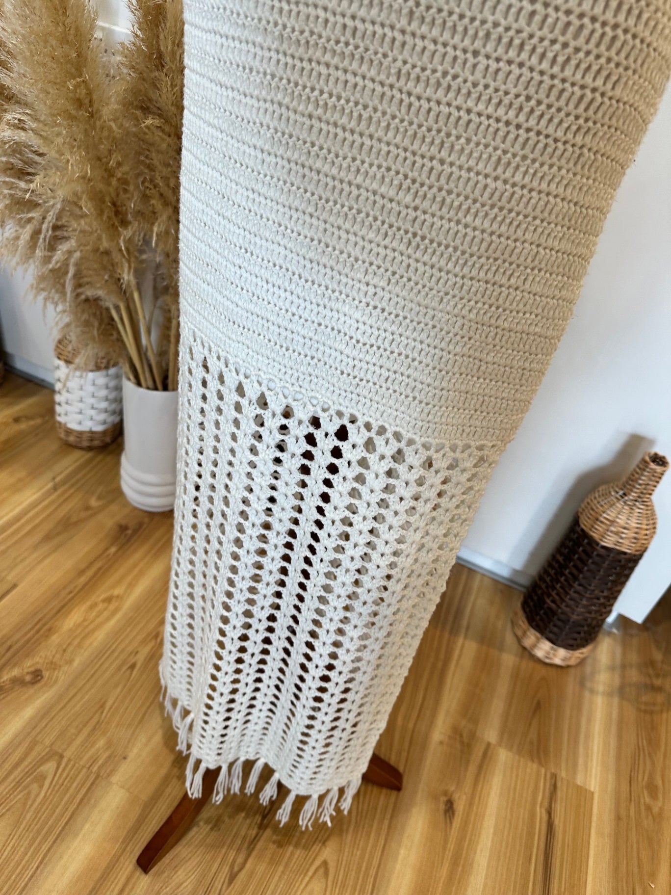 Glassons - Crochet Halter neck Dress - Medium - Cream