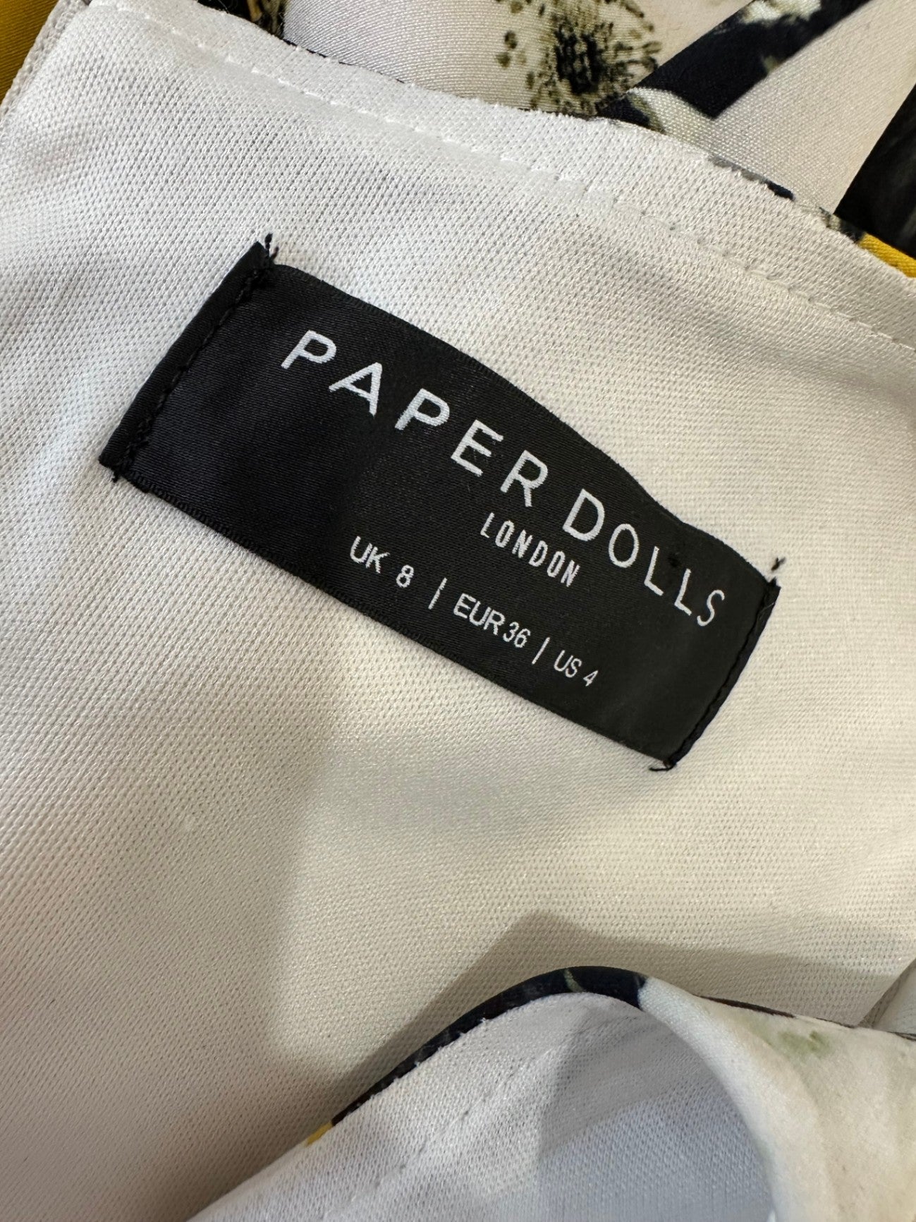 Paper Dolls - Shift Dress - Size 8 - Yellow / Black