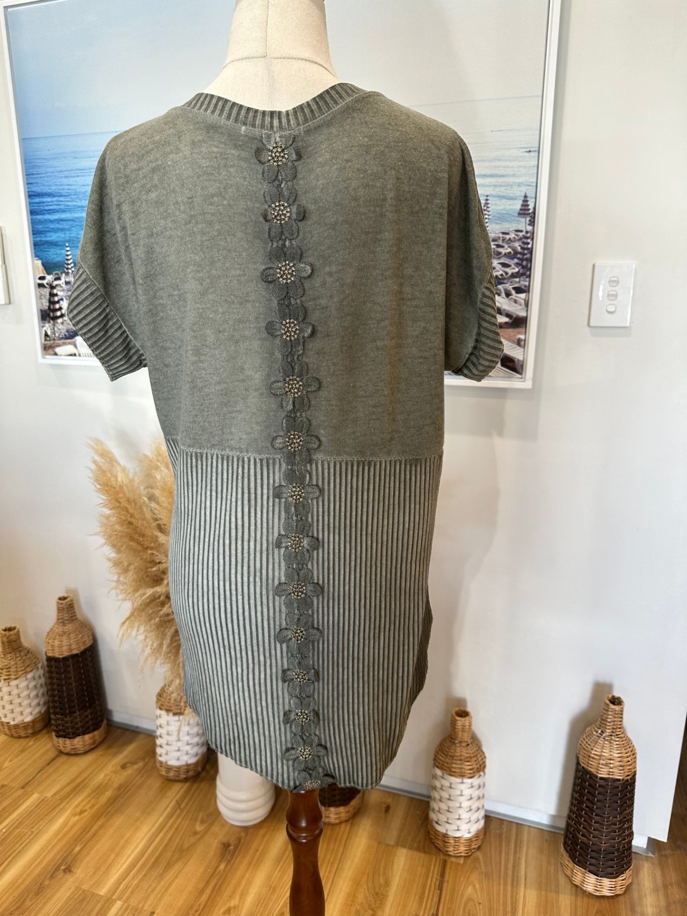 Emmy Moda - 100% Cotton Top - Small - Grey w Flowers