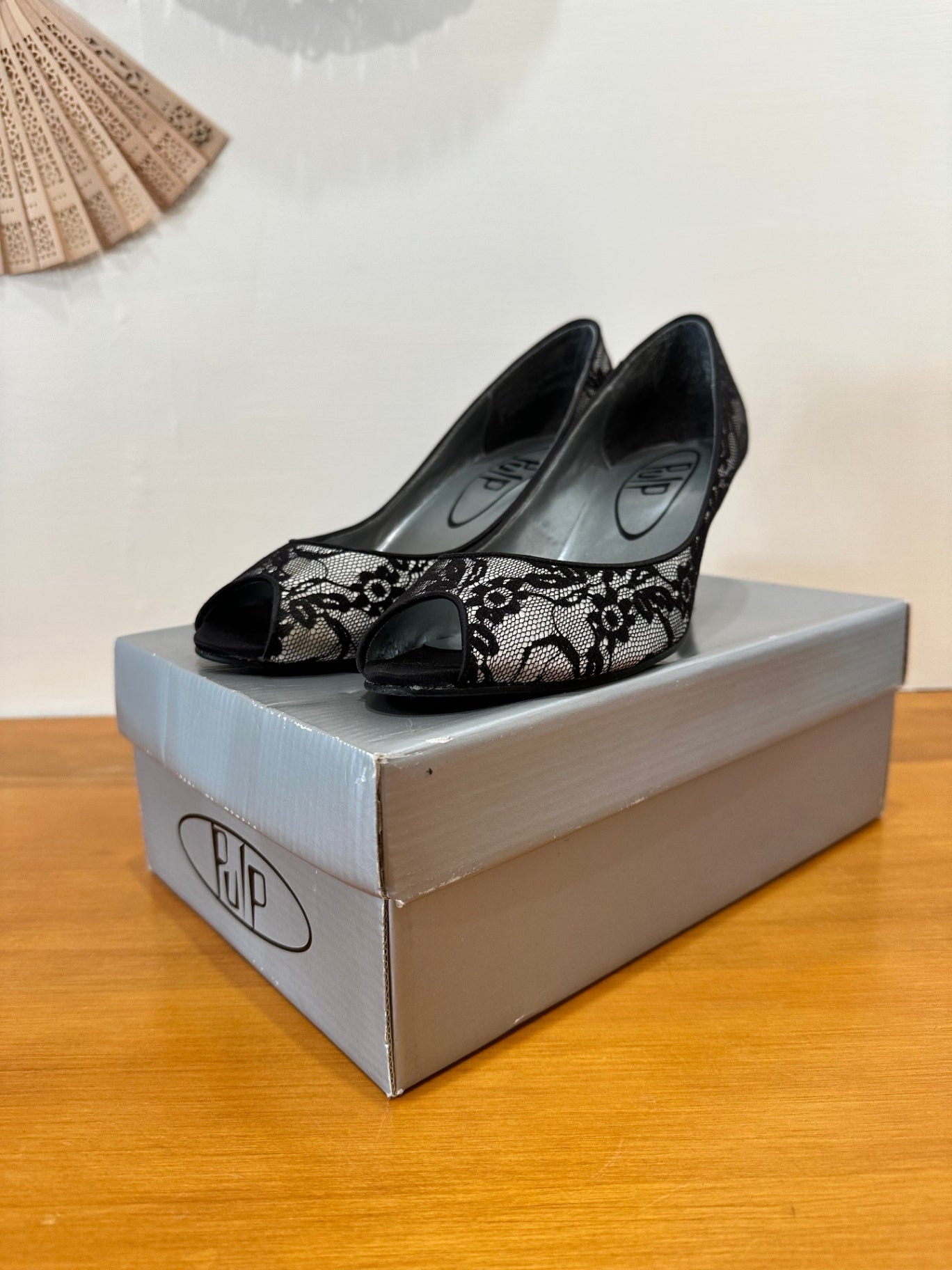 Pulp - Lace Peep-Toe Shoes Size 8 - Black and Beige