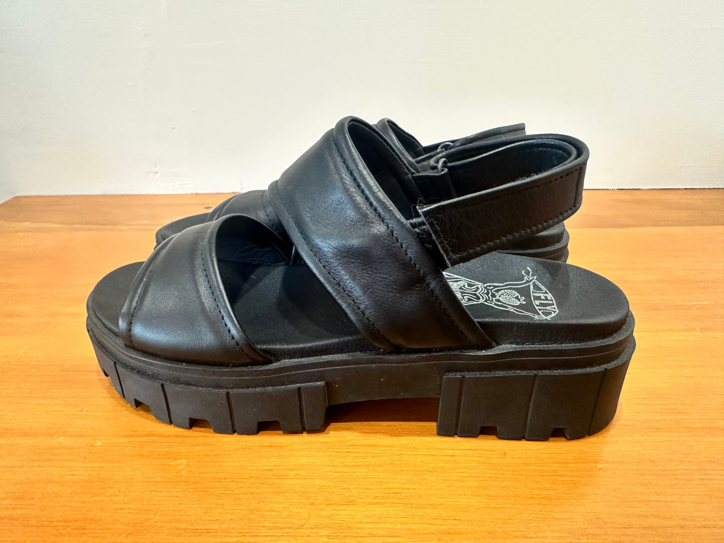 FLY London - Leather Sandals - Size EU 39 - Black