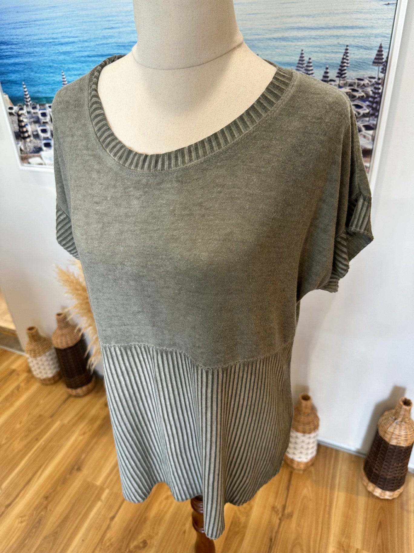 Emmy Moda - 100% Cotton Top - Small - Grey w Flowers