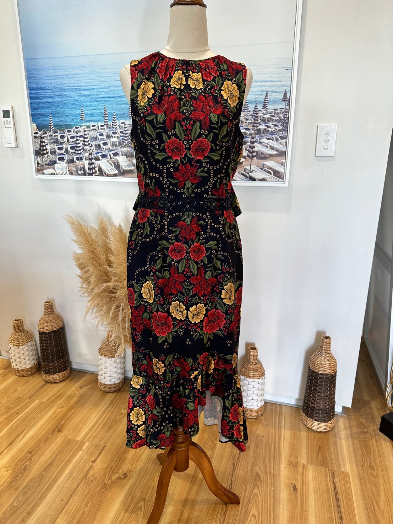 Finders - Navy Floral Dress with feature back - Size Medium 