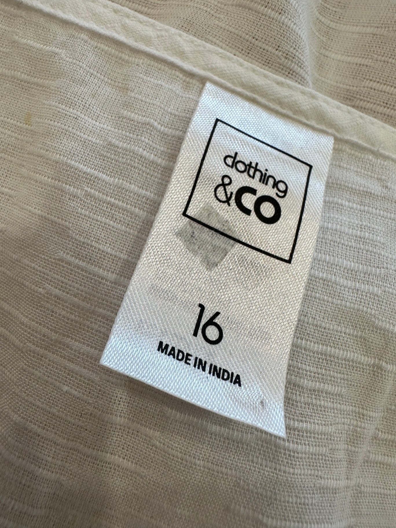 Bohemian - Singlet Top - Size 16 - White