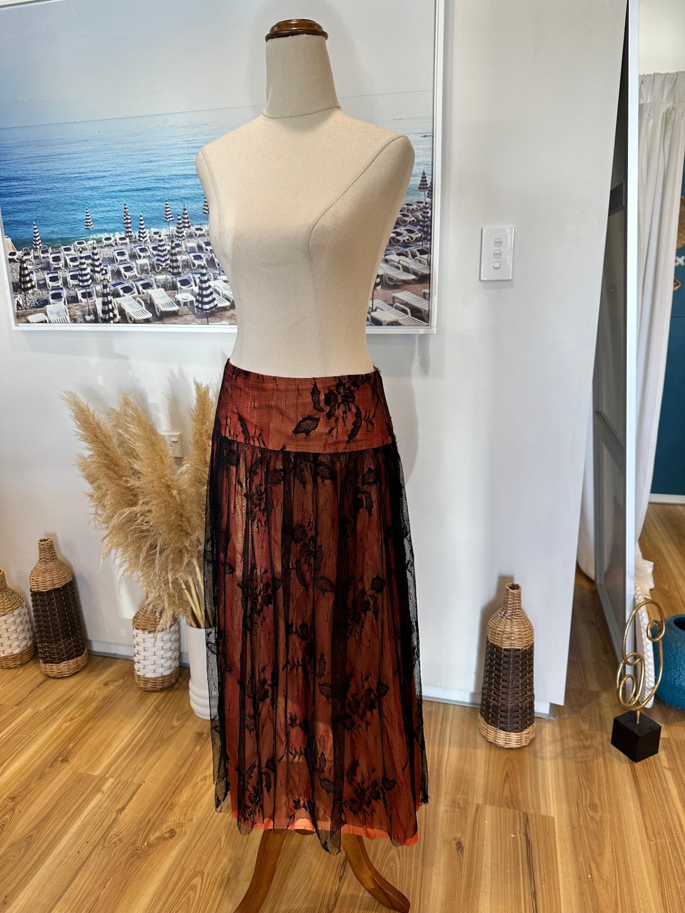 Lisa Law - Y2K era Skirt - Size 12 - Burnt orange and black