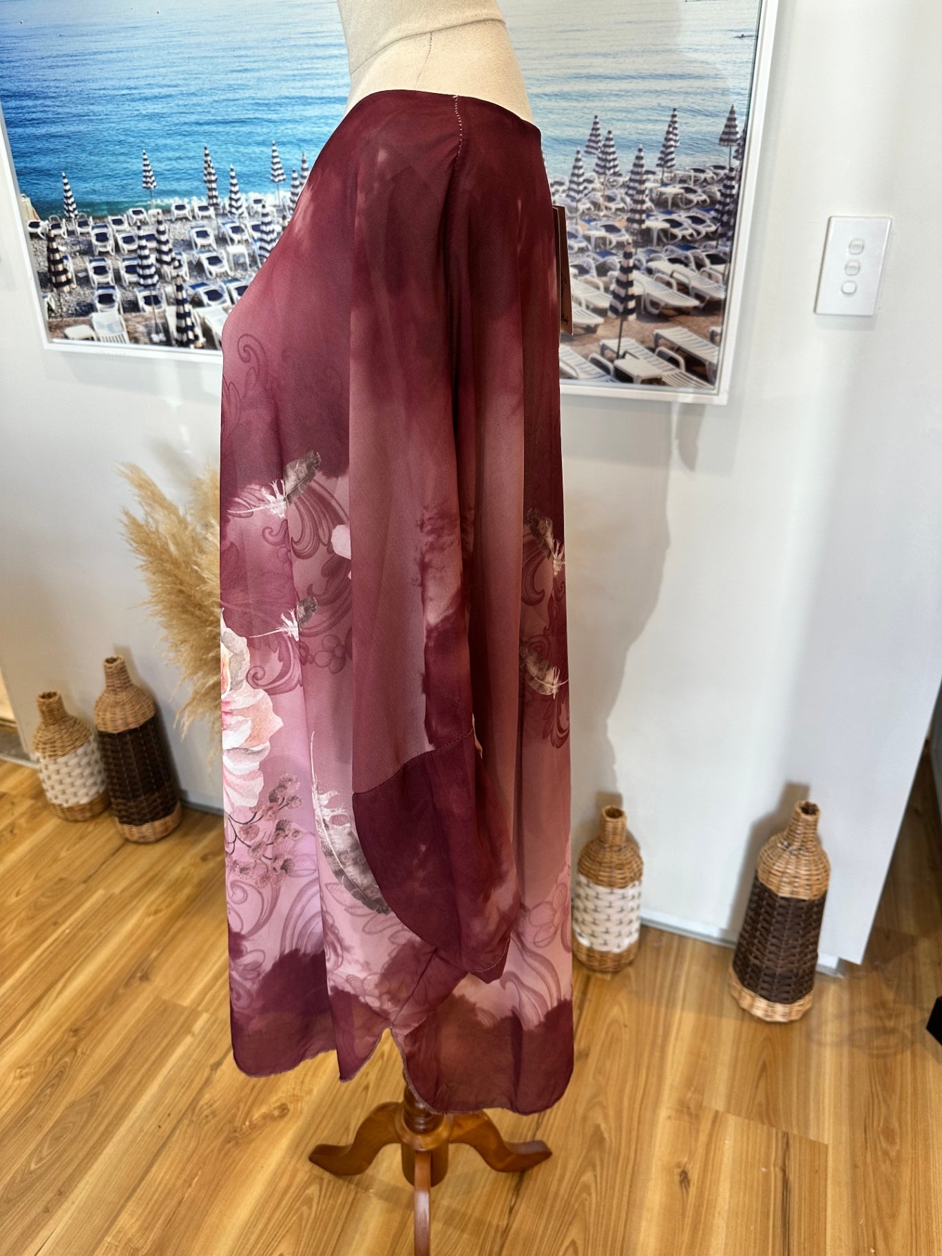 [NEW} Italian Affair - Batwing Blouse - One Size - Burgundy and Pink