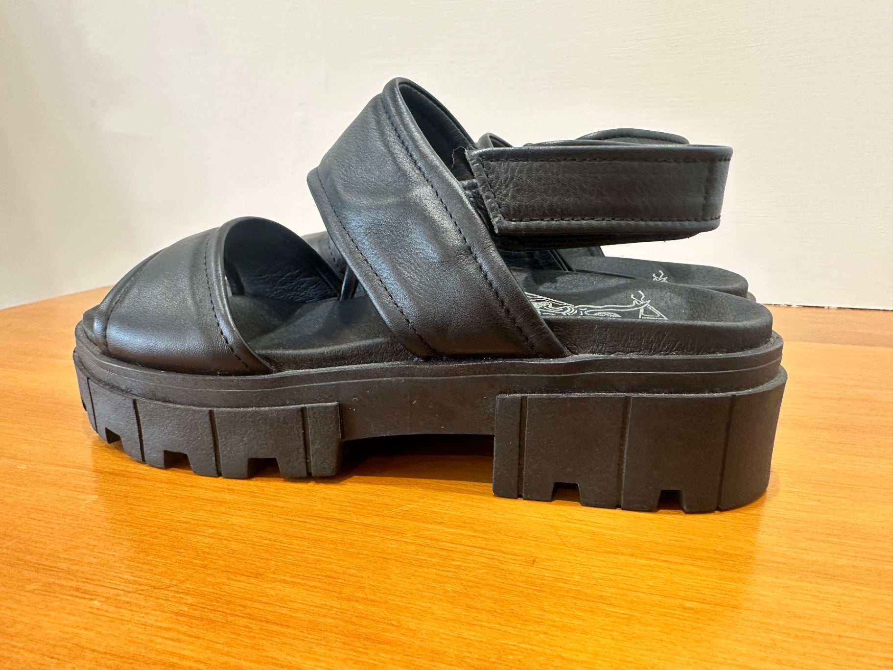 FLY London - Leather Sandals - Size EU 39 - Black