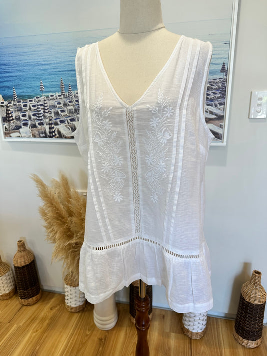 Bohemian - Singlet Top - Size 16 - White