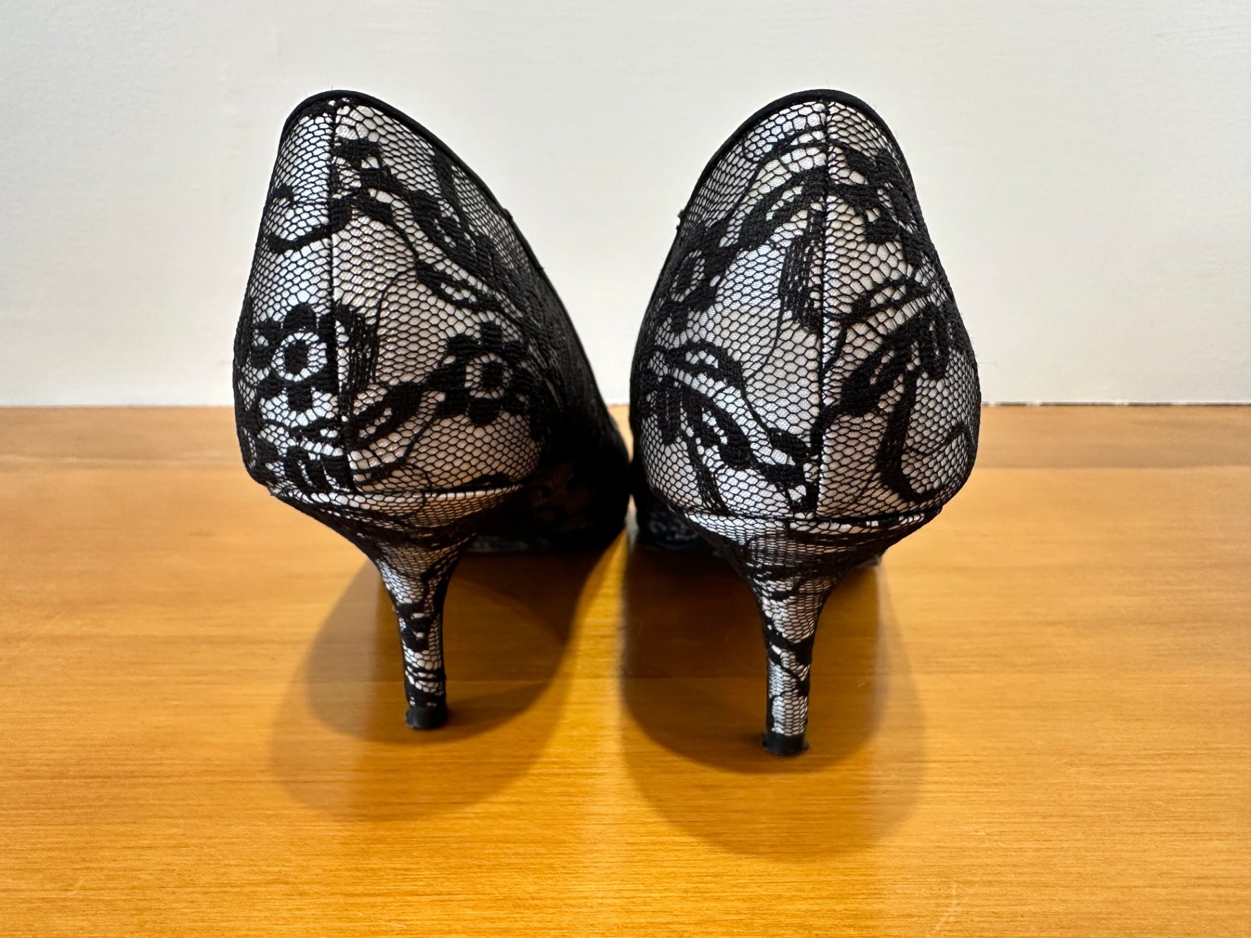 Pulp - Lace Peep-Toe Shoes Size 8 - Black and Beige