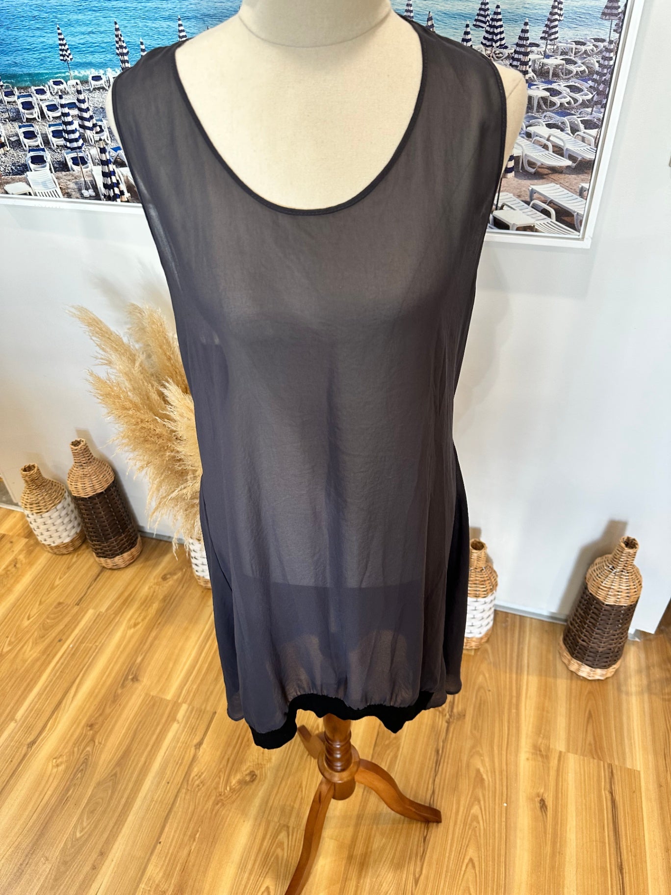 Cherry Blasko - Made in New Zealand Dress - Size 12 - Black / Grey