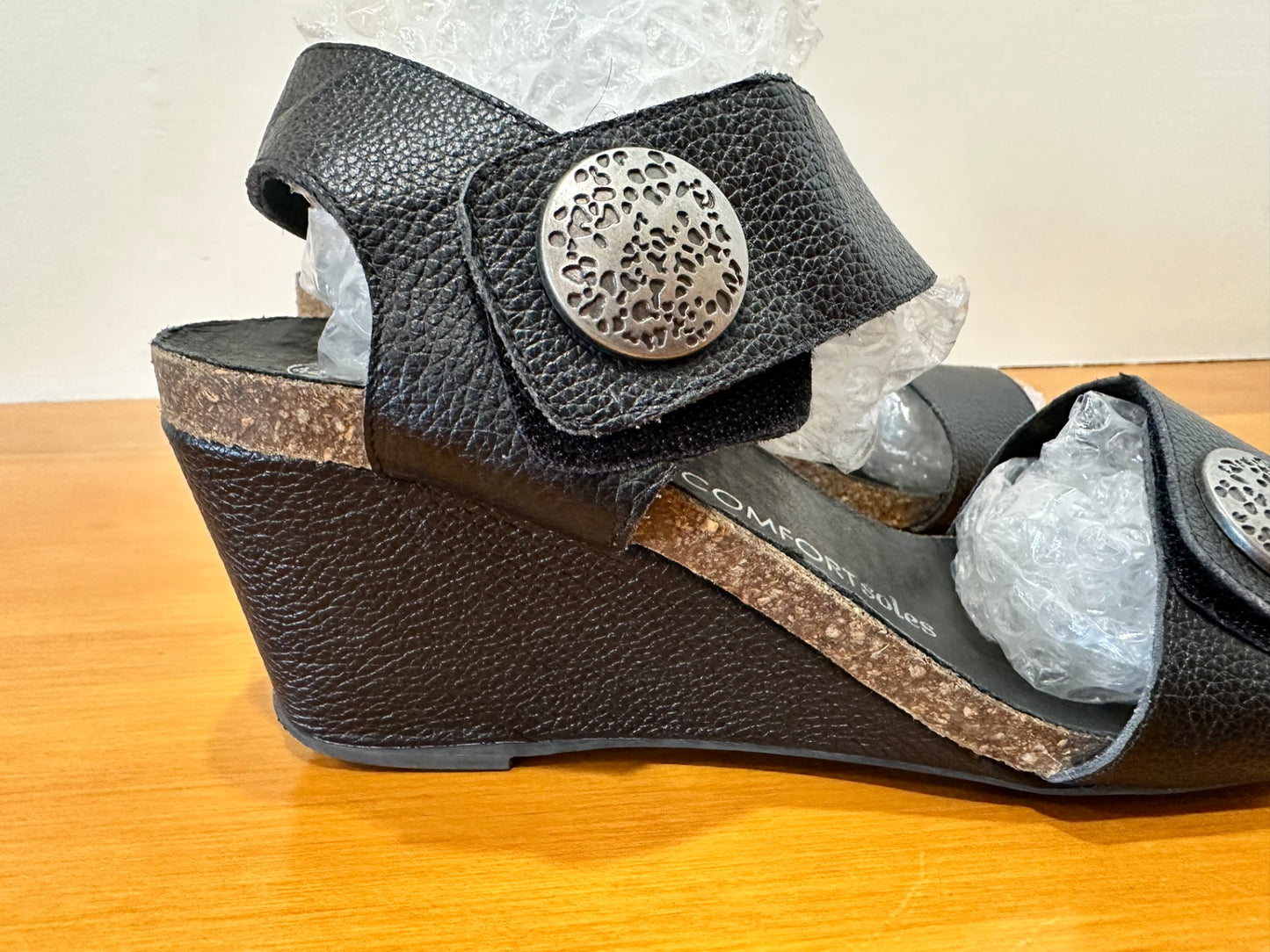Taking Shape - Black Leather Wedge Sandals - Size EU 41