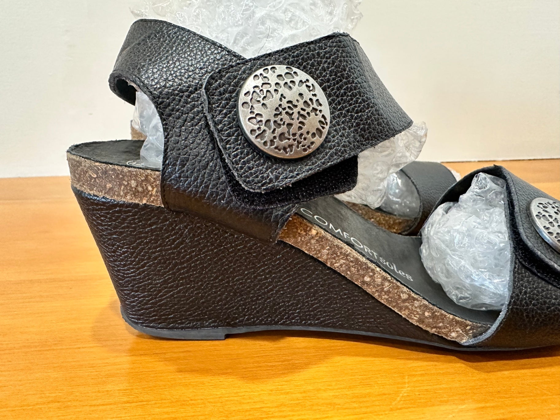 Taking Shape - Black Leather Wedge Sandals - Size EU 41