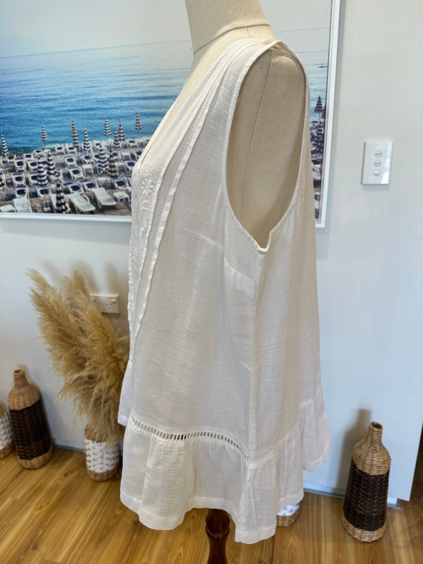 Bohemian - Singlet Top - Size 16 - White