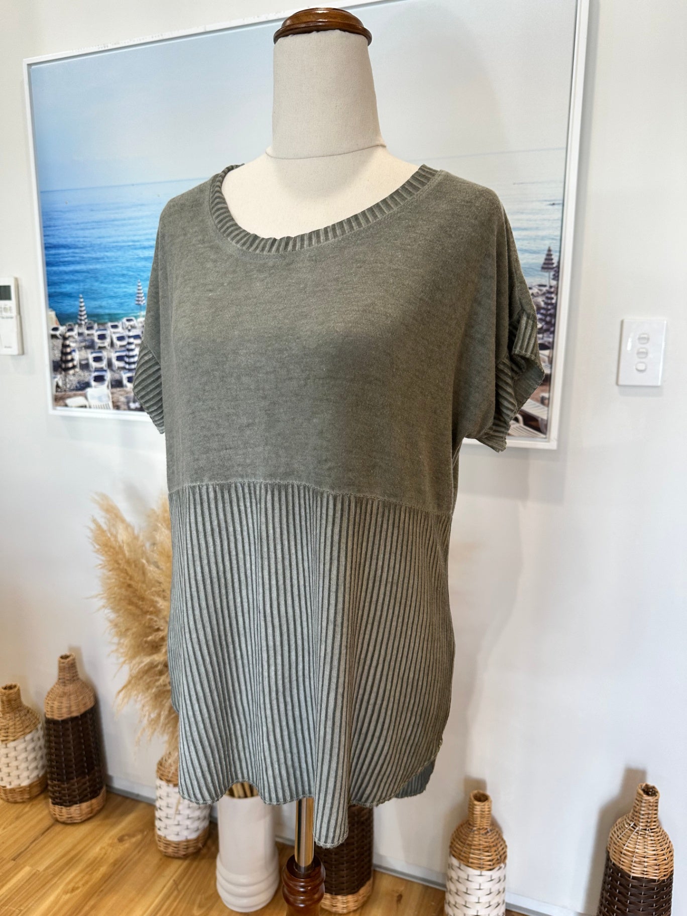 Emmy Moda - 100% Cotton Top - Small - Grey w Flowers