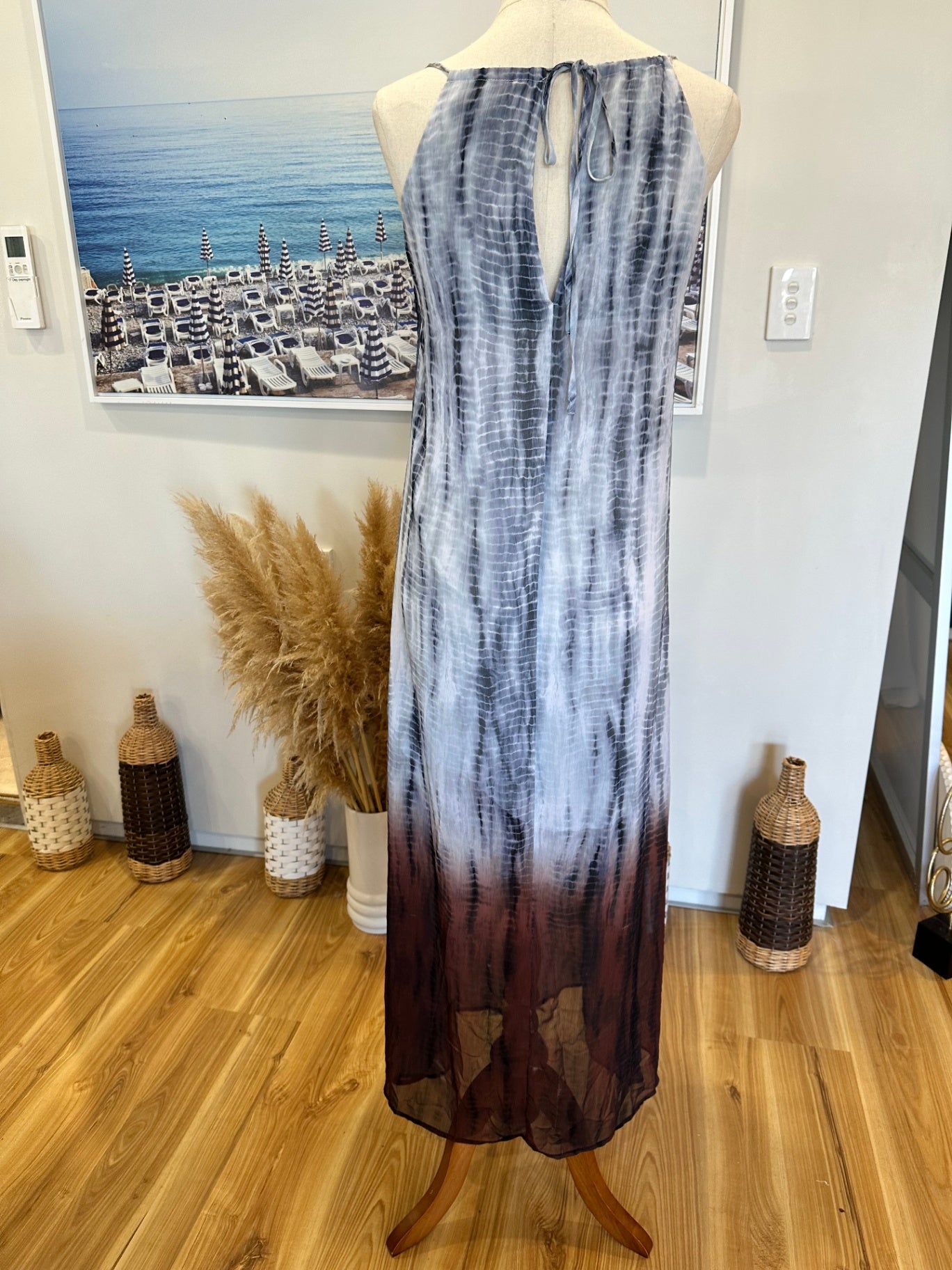Max - Maxi Dress - Size 6 - Mixed shades of black, white, grey, and brown