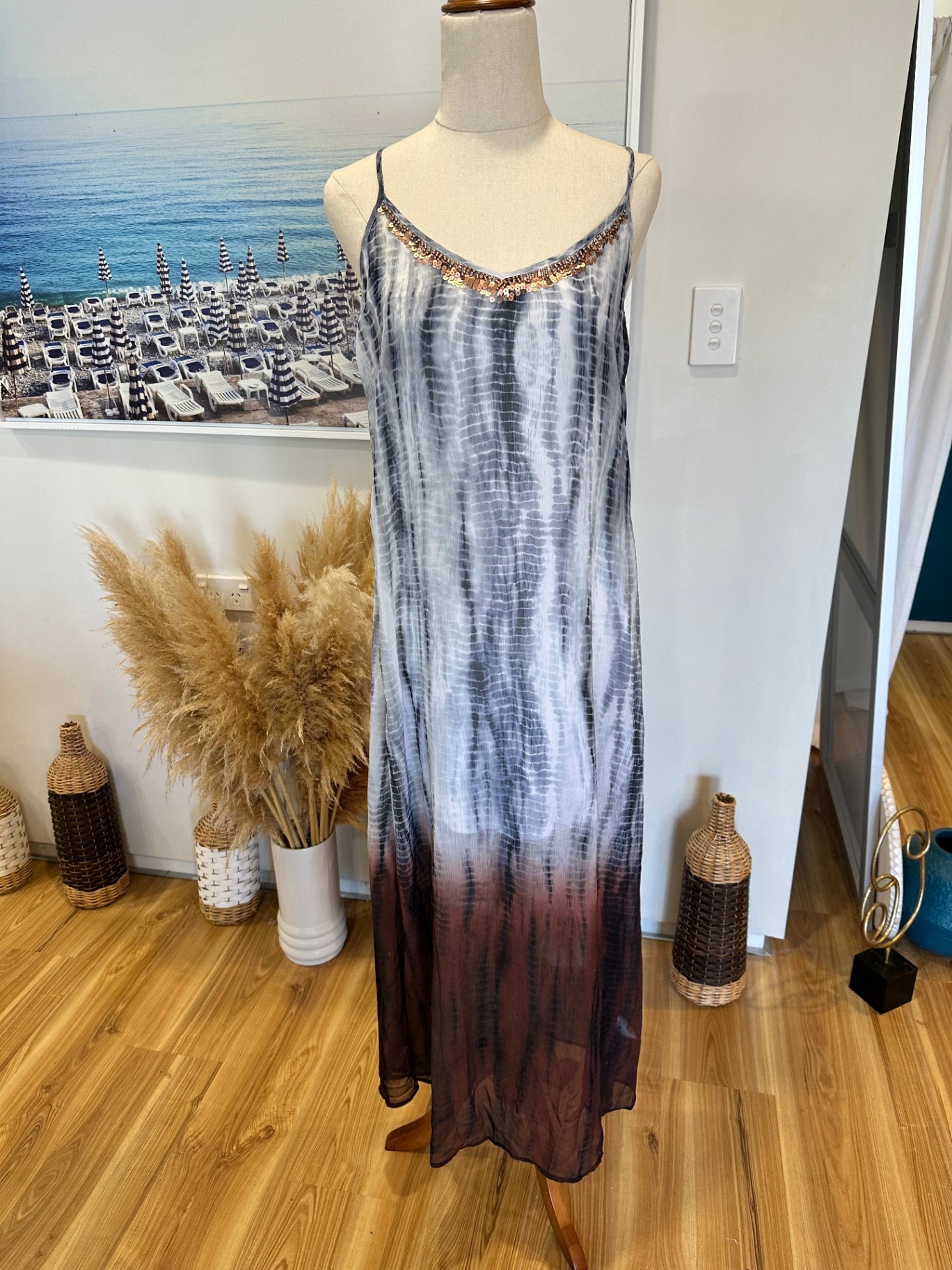 Max - Maxi Dress - Size 6 - Mixed shades of black, white, grey, and brown