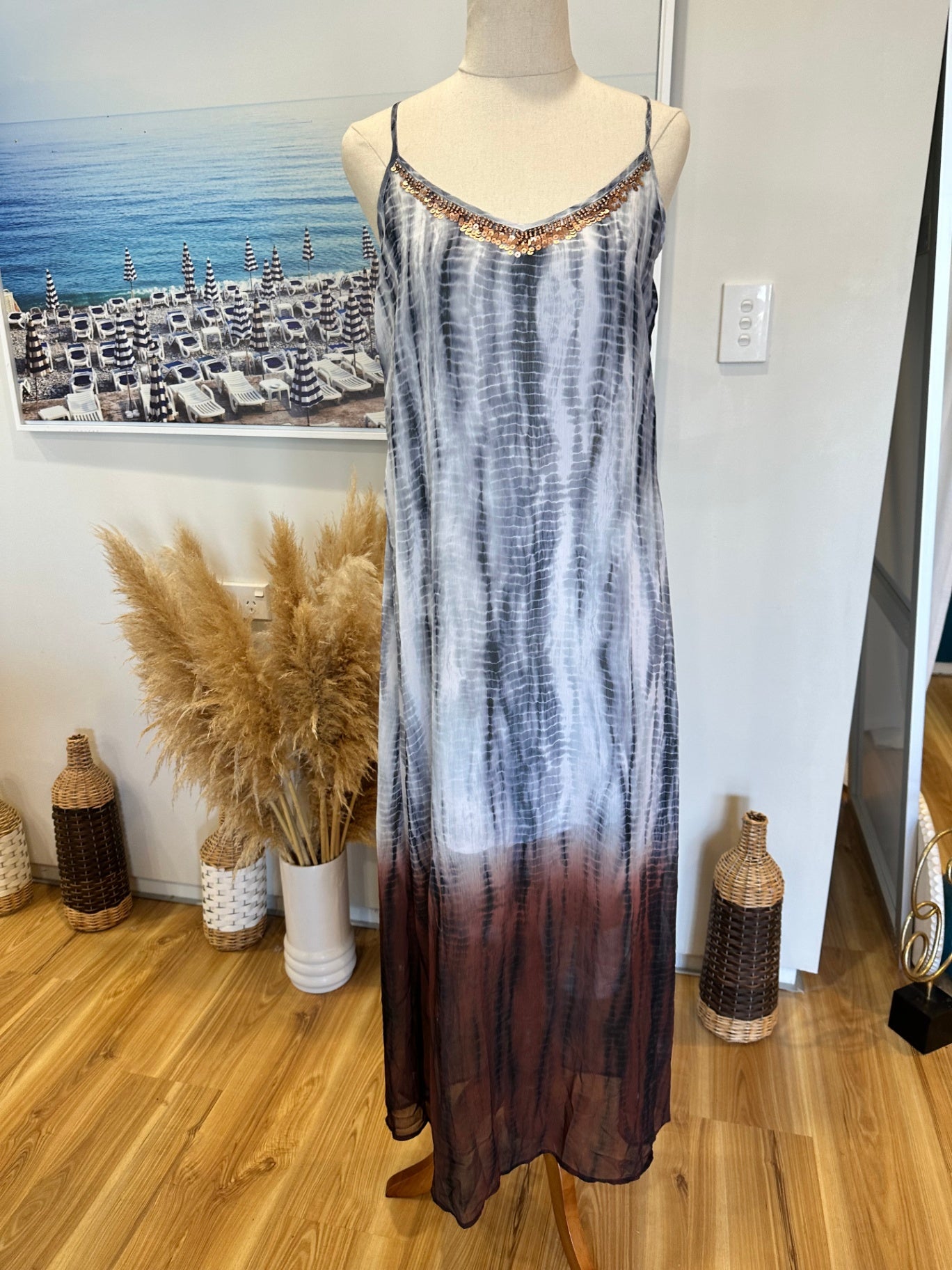 Max - Maxi Dress - Size 6 - Mixed shades of black, white, grey, and brown