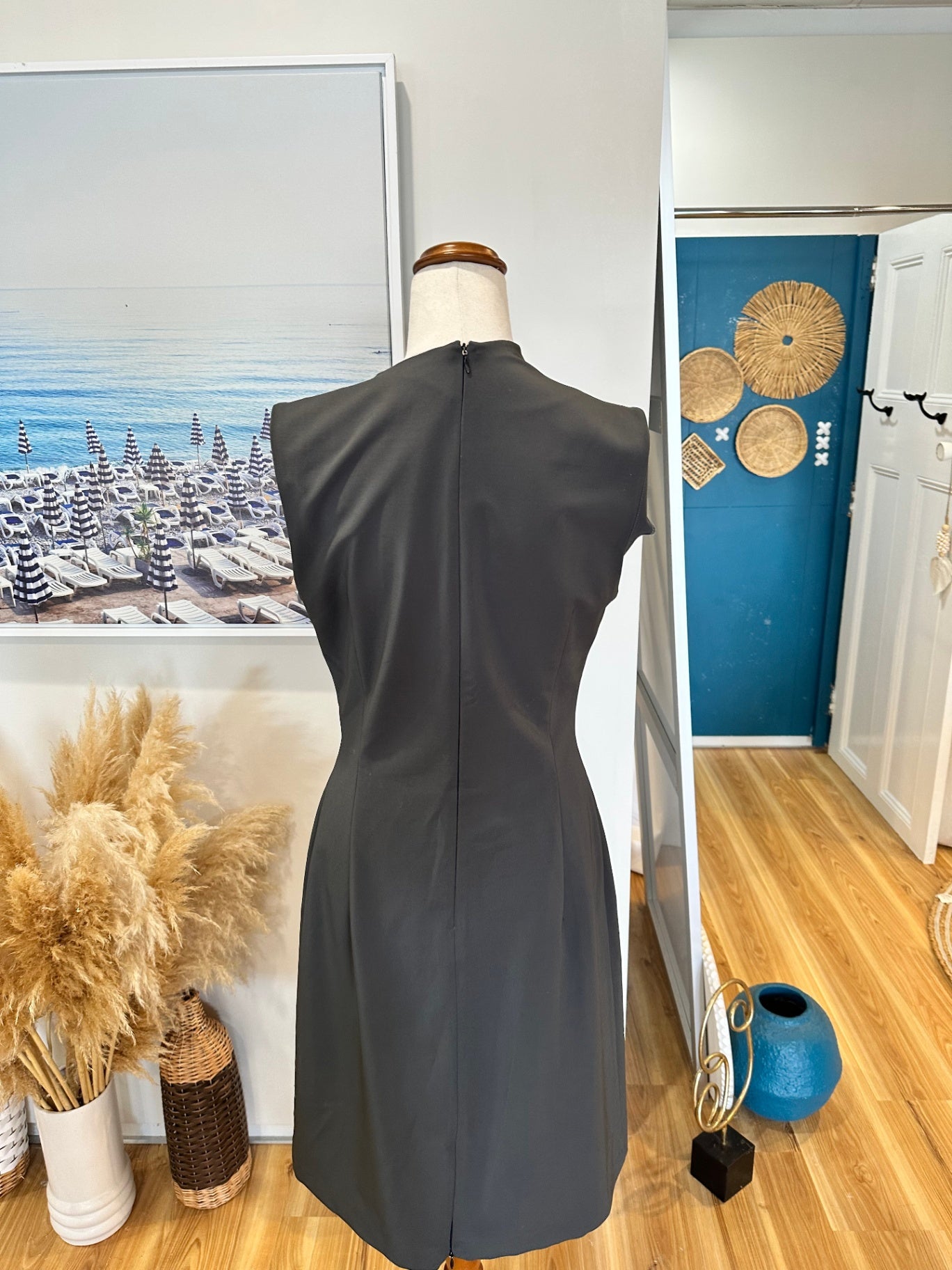 Taylor - Shift Dress - Size Medium - Grey {Note marked}