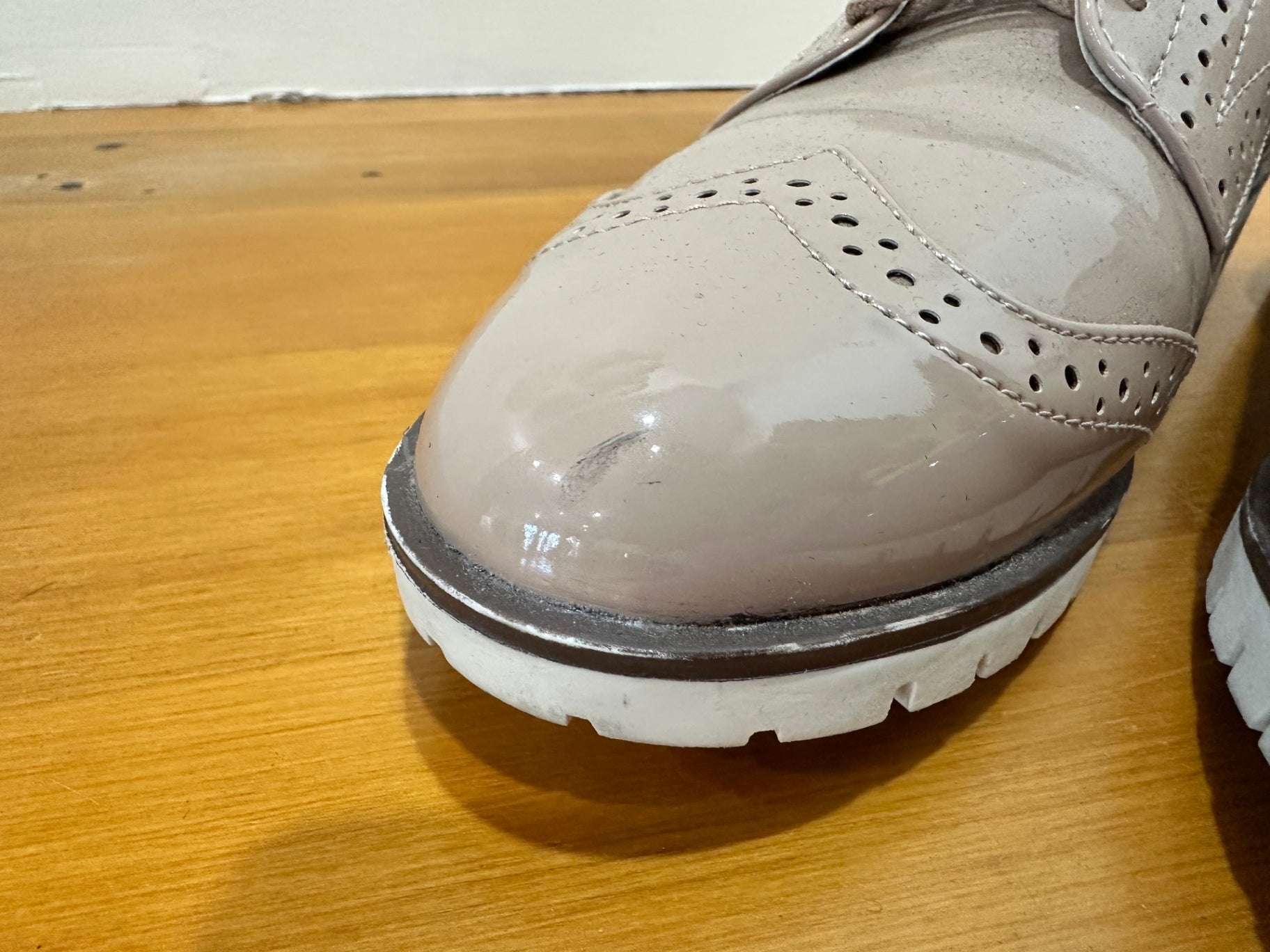 Celebrity - Patent Oxford Shoes - Size 7 - Beige