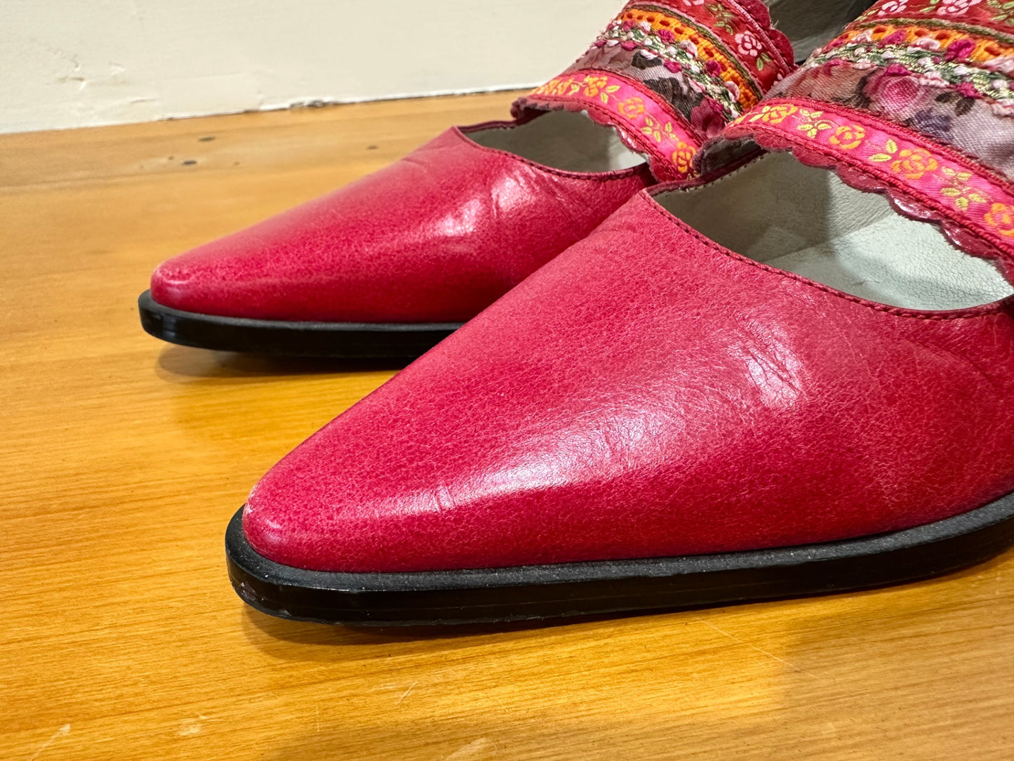 Briarwood - Leather Pointed-toe Bohemian Shoes - Size EU 37