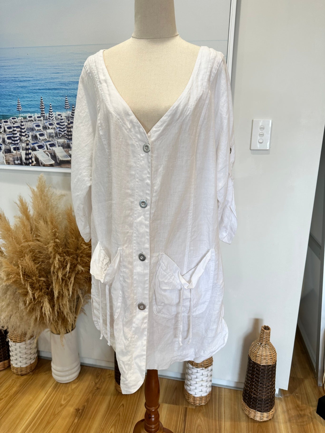 100% Linen - Oversized Shirt w Pockets - Size Small - White