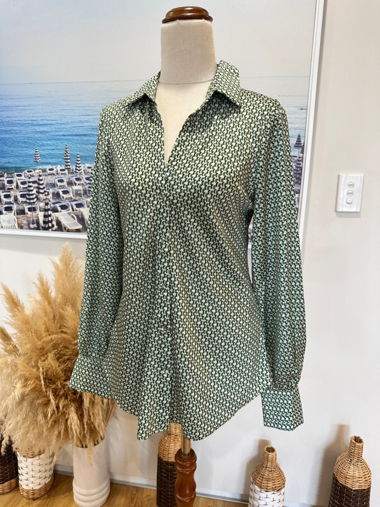 Portmans - Longsleeve Blouse - Size 8 - Green and White Geometric