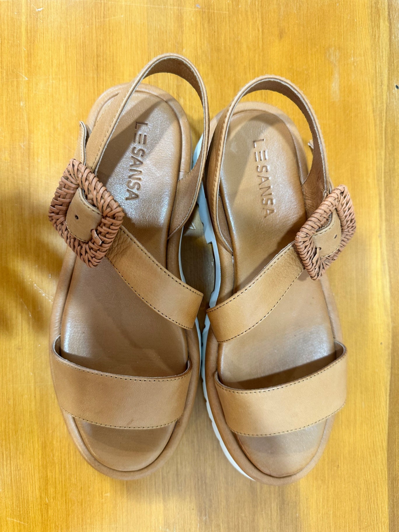 Le Sansa - Leather Sandals - Size EU 38 - Tan - RRP $220