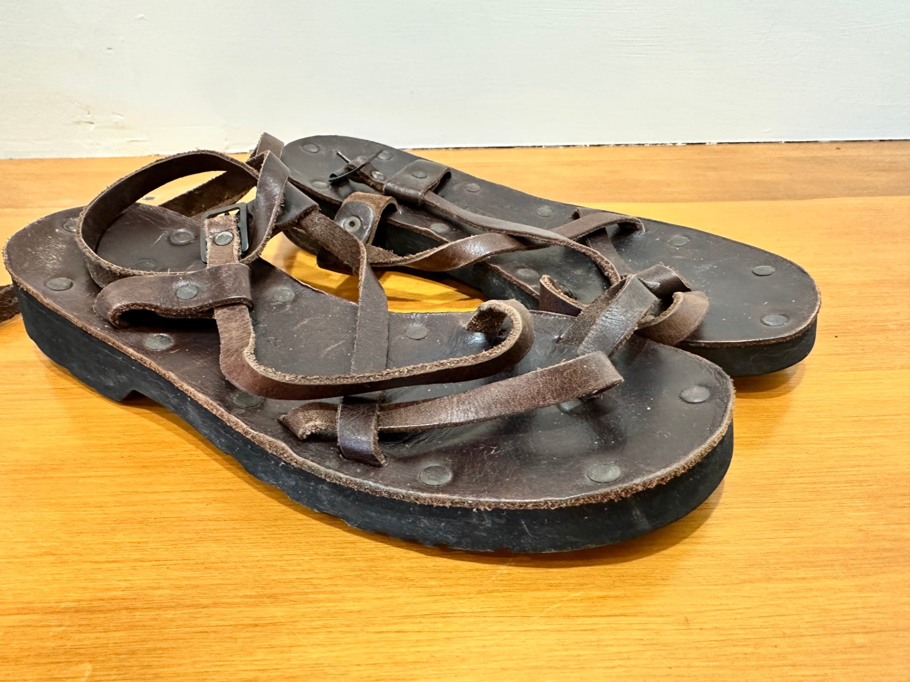 Overland - Roman Sandals - Size 8 - Brown Leather