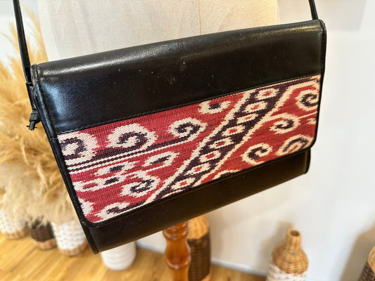Cross Body Bag - Tapestry - Black and Red