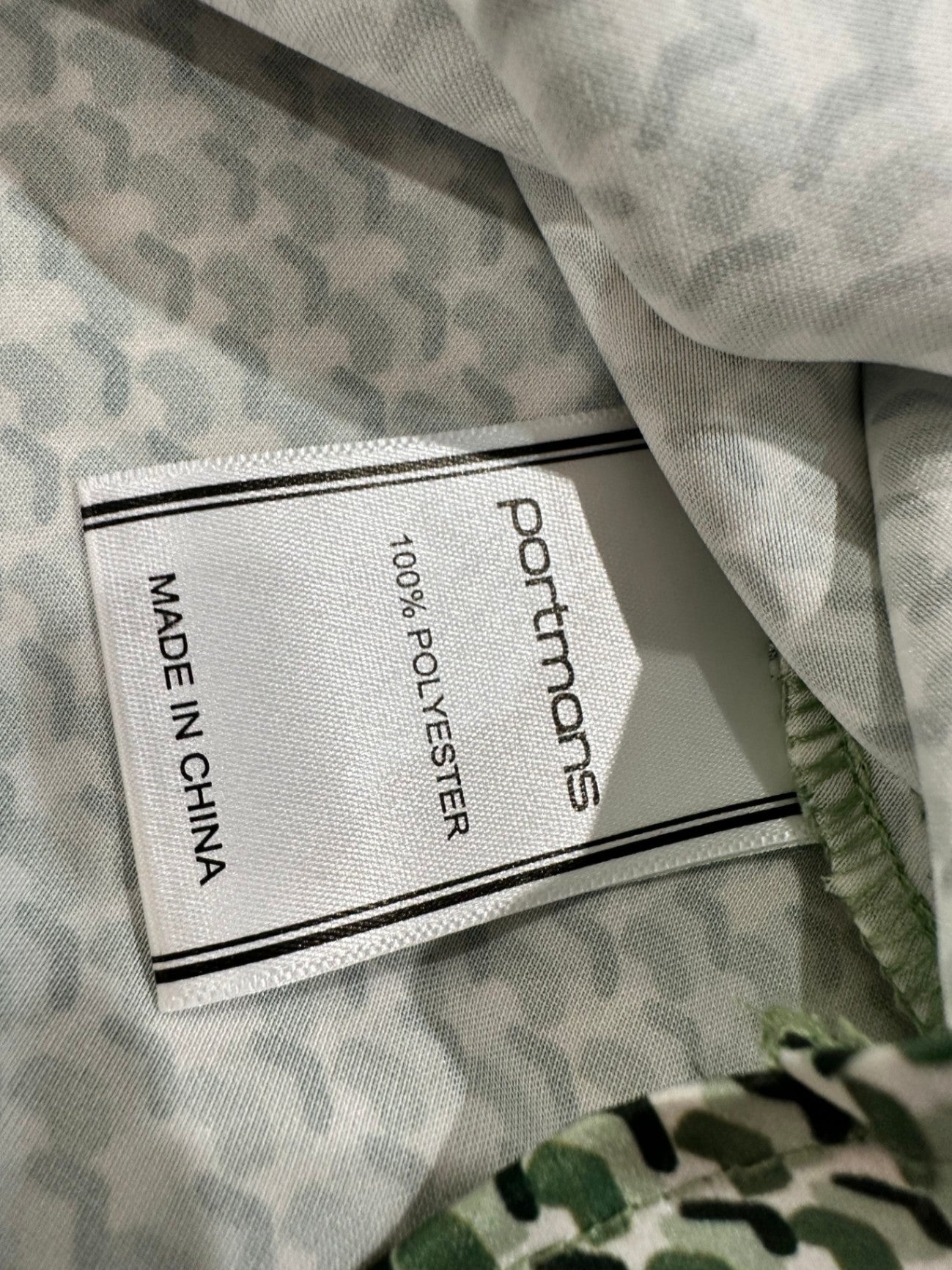 Portmans - Longsleeve Blouse - Size 8 - Green and White Geometric