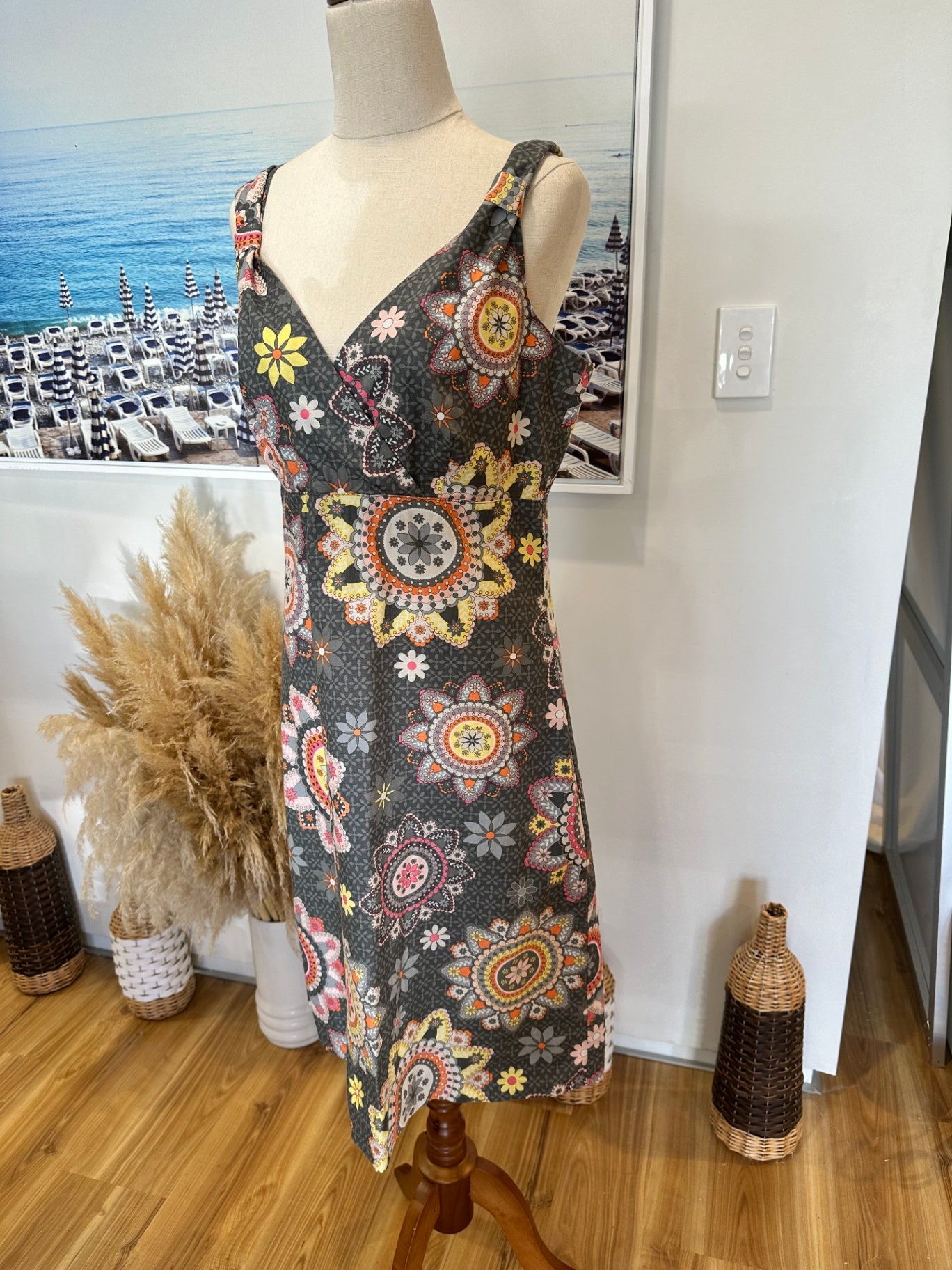 Vintage Heaven Dress - Size 12 - Grey w Lemon / Pink Print