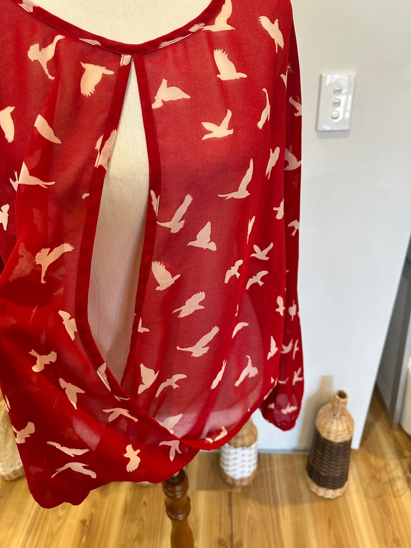 Decjuba Blouse - Size 12 - Red w Seagulls / Birds