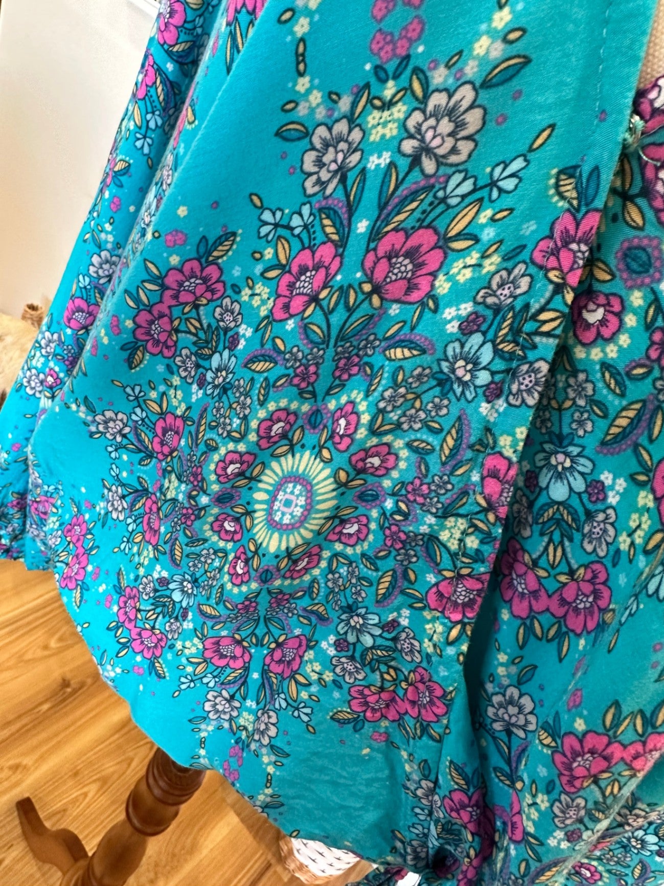 Bohemian Batwing Blouse - Large - Turquoise w Pink Florals