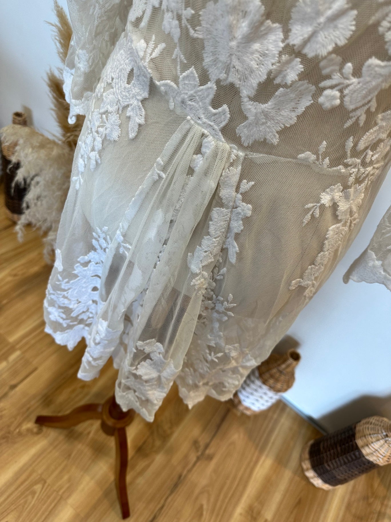 Arnhem - Lace Cardigan - Small - Cream/White