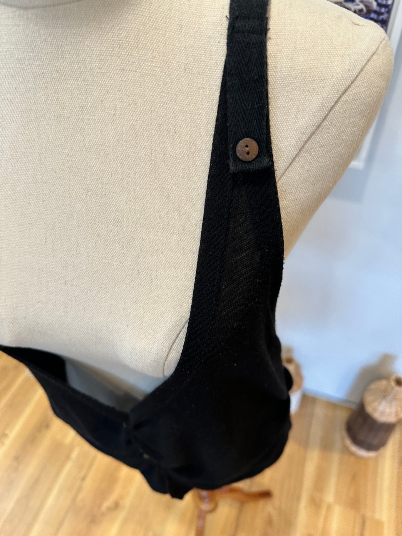 A Live Girl - Vest - Size 12 - Black