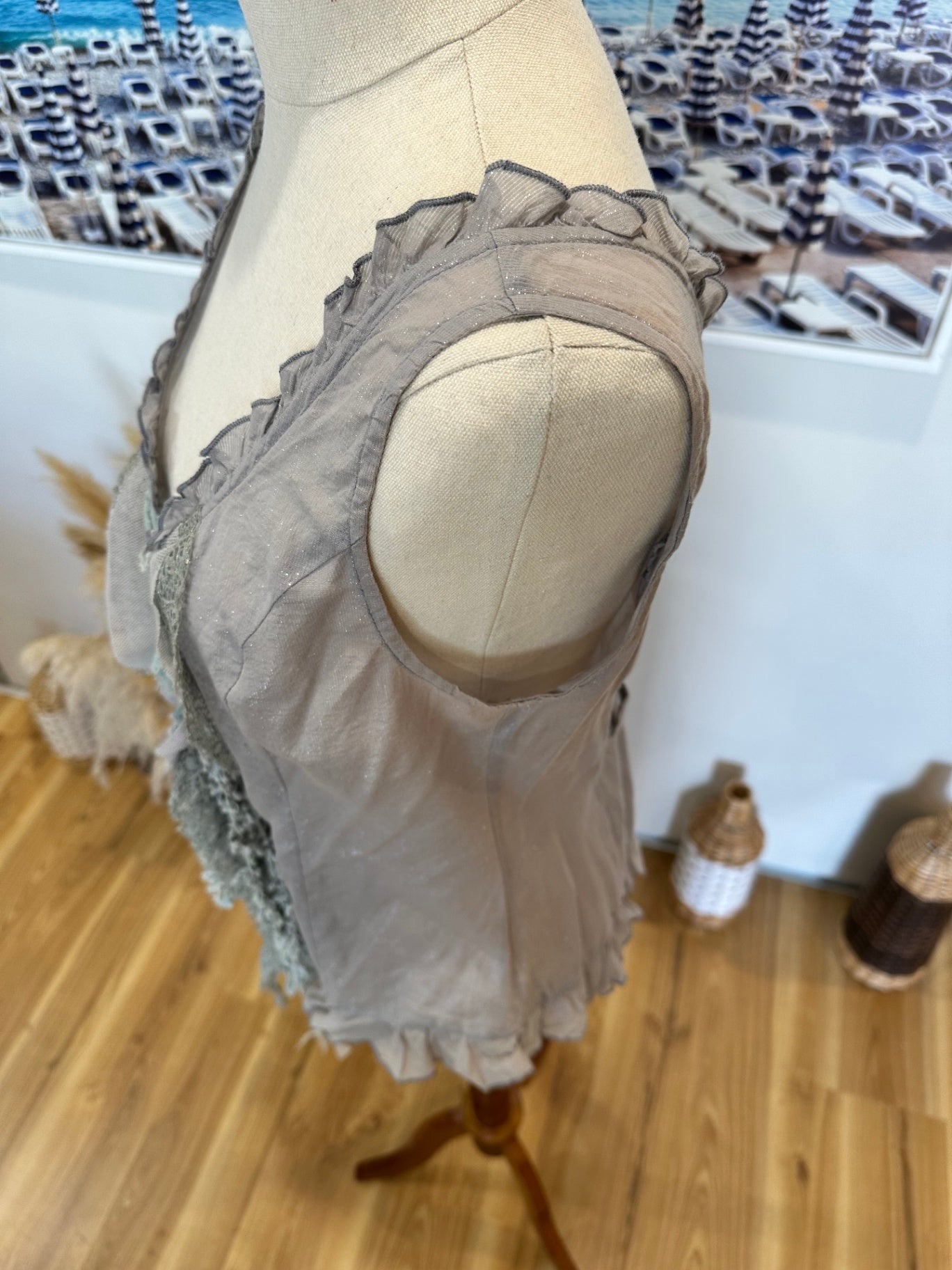 Boo Radley - Vest - Size Small - Grey / Silver