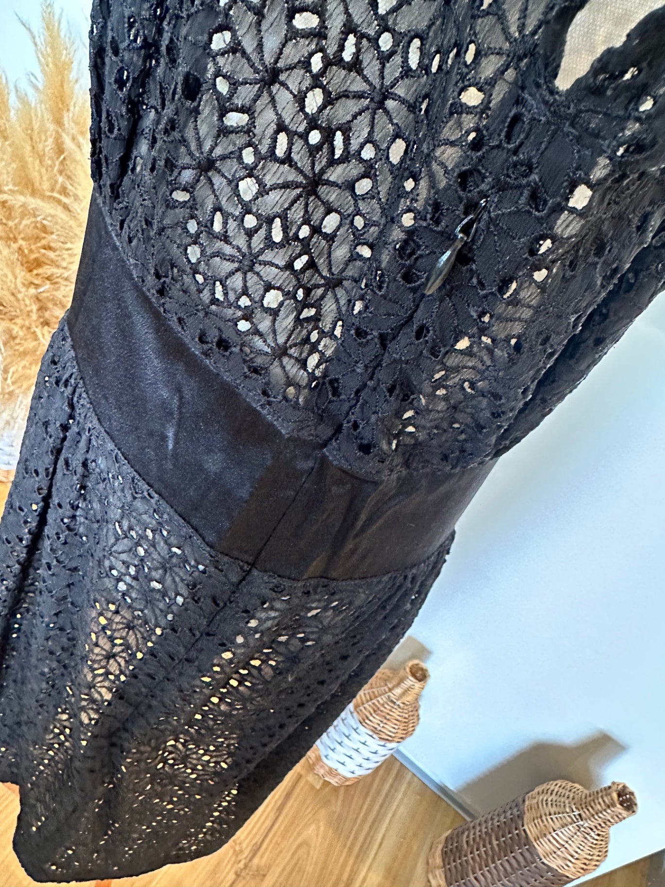 Sakaguchi - Made in New Zealand Dress - Size 12 - Black w Lace