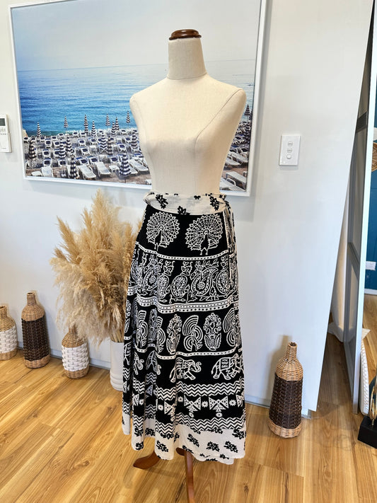 Wraparound Skirt - Black and White w Elephant & Turkey Motif