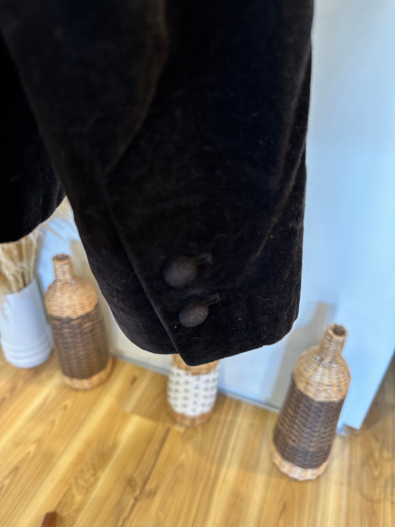 Emerge - Velvet Blazer - Size 12 - Black