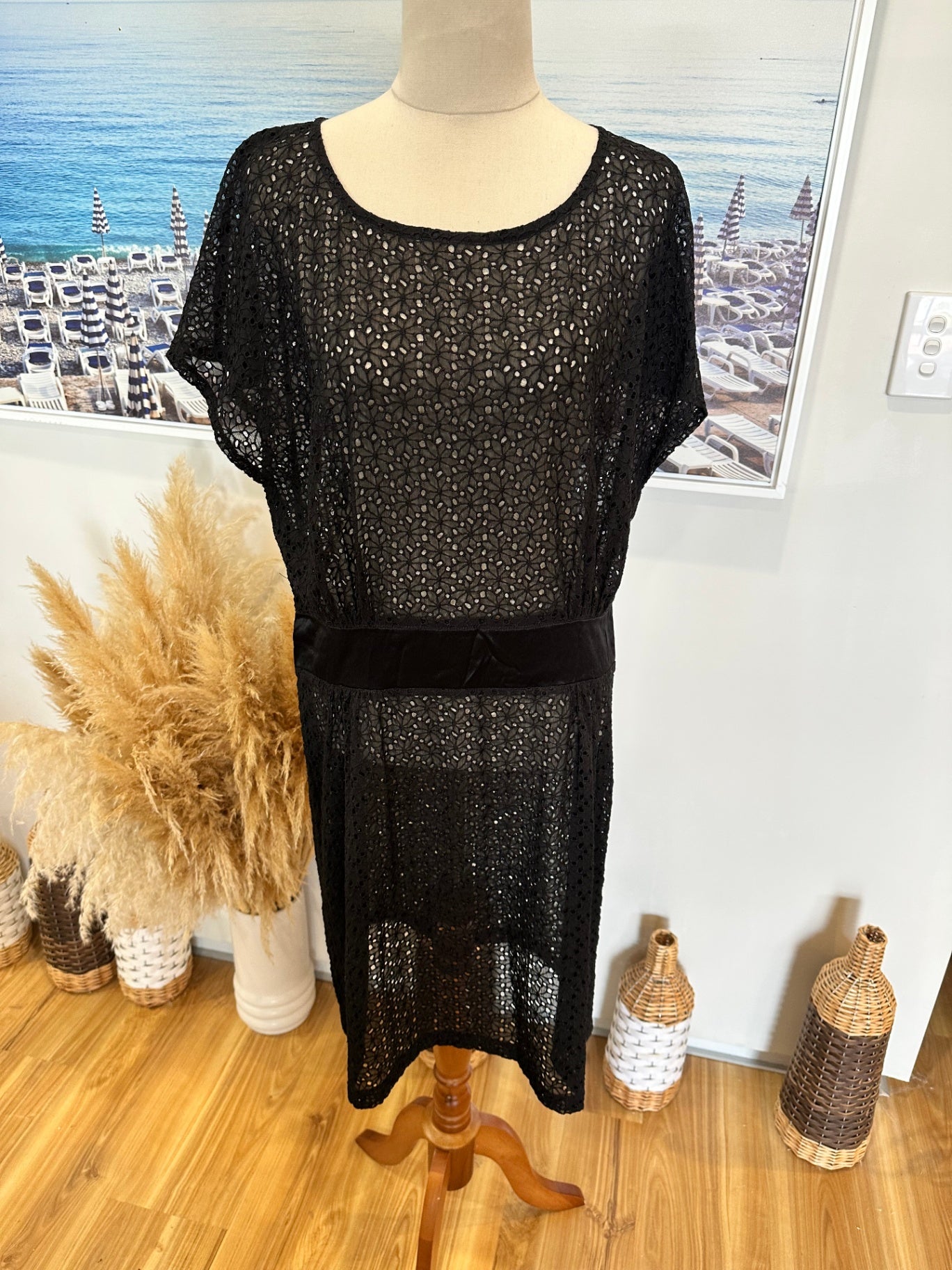 Sakaguchi - Made in New Zealand Dress - Size 12 - Black w Lace