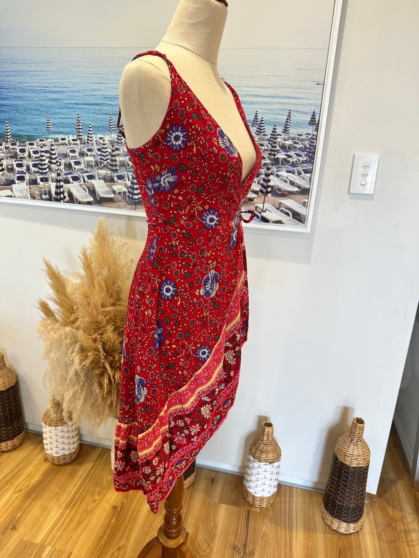 Minx & Moss - Cross Body Bohemian Dress - Size 8 - Red