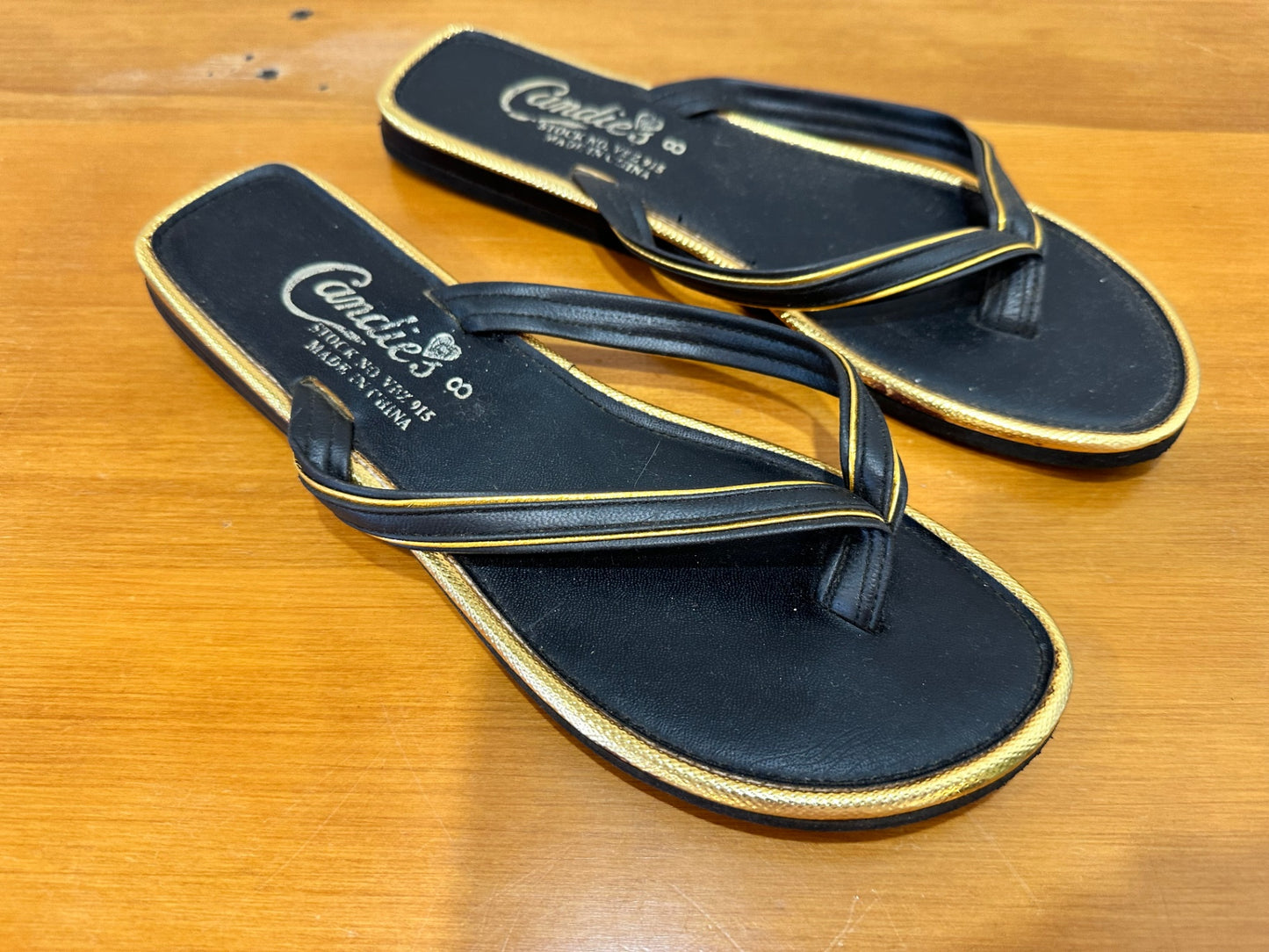 Vintage 60's Sandals - Size 8 - Black and Gold