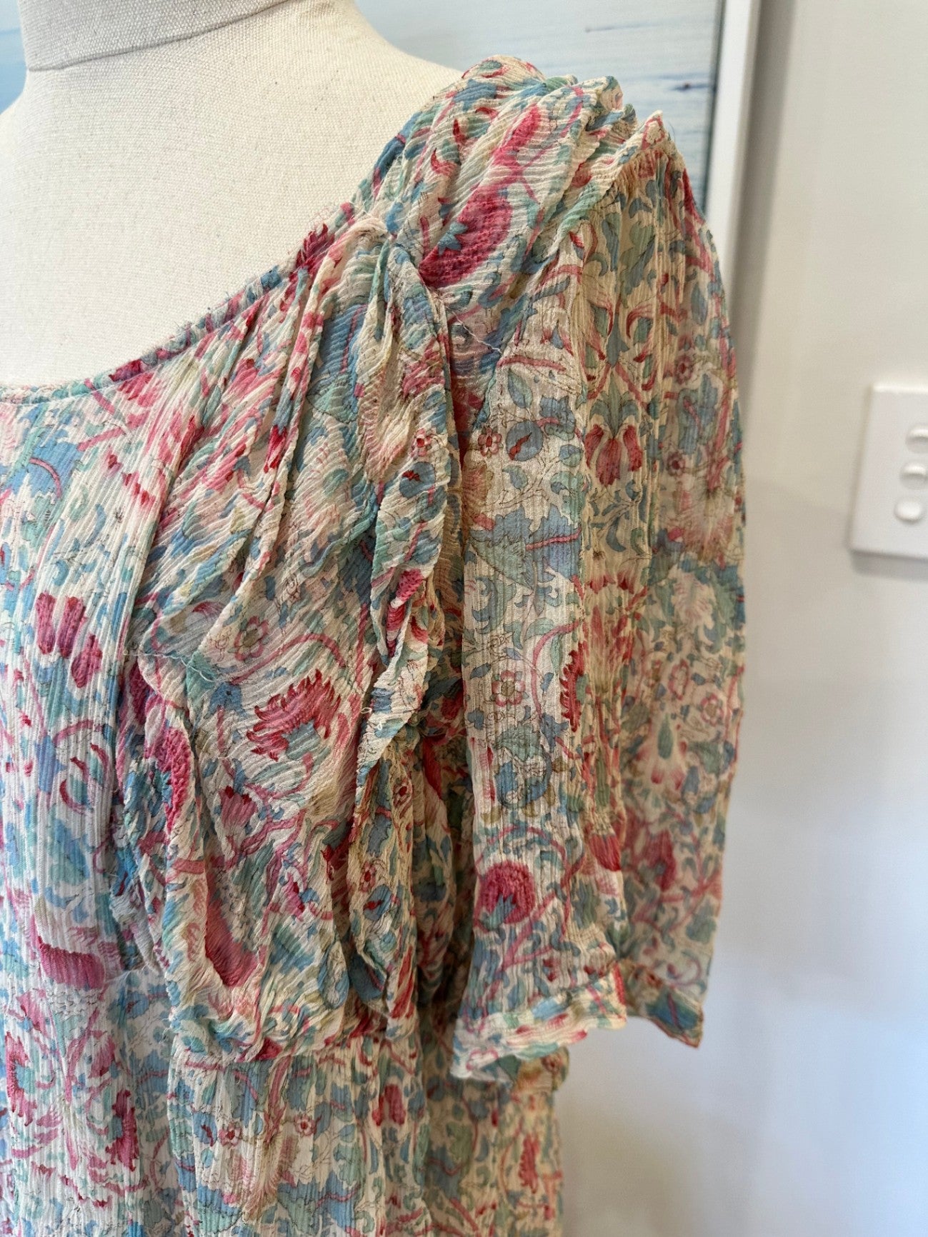 Moss - 100% Silk Blouse - Small / Medium