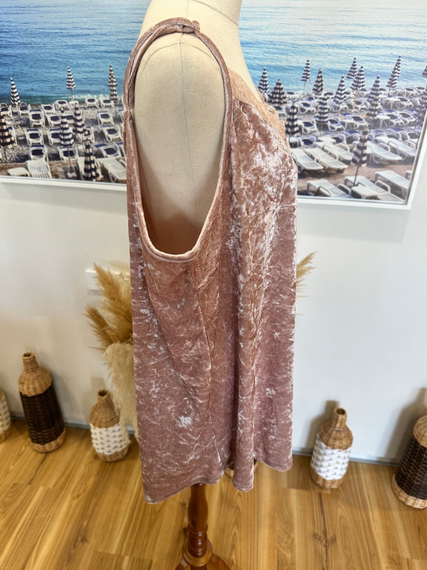 Sara - Velvet Camisole - Extra Large - Pink