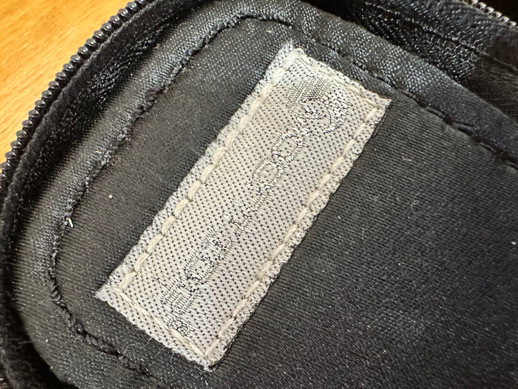 [NEW] Vintage Y2K Moontide Sandals - Size 8 - Black