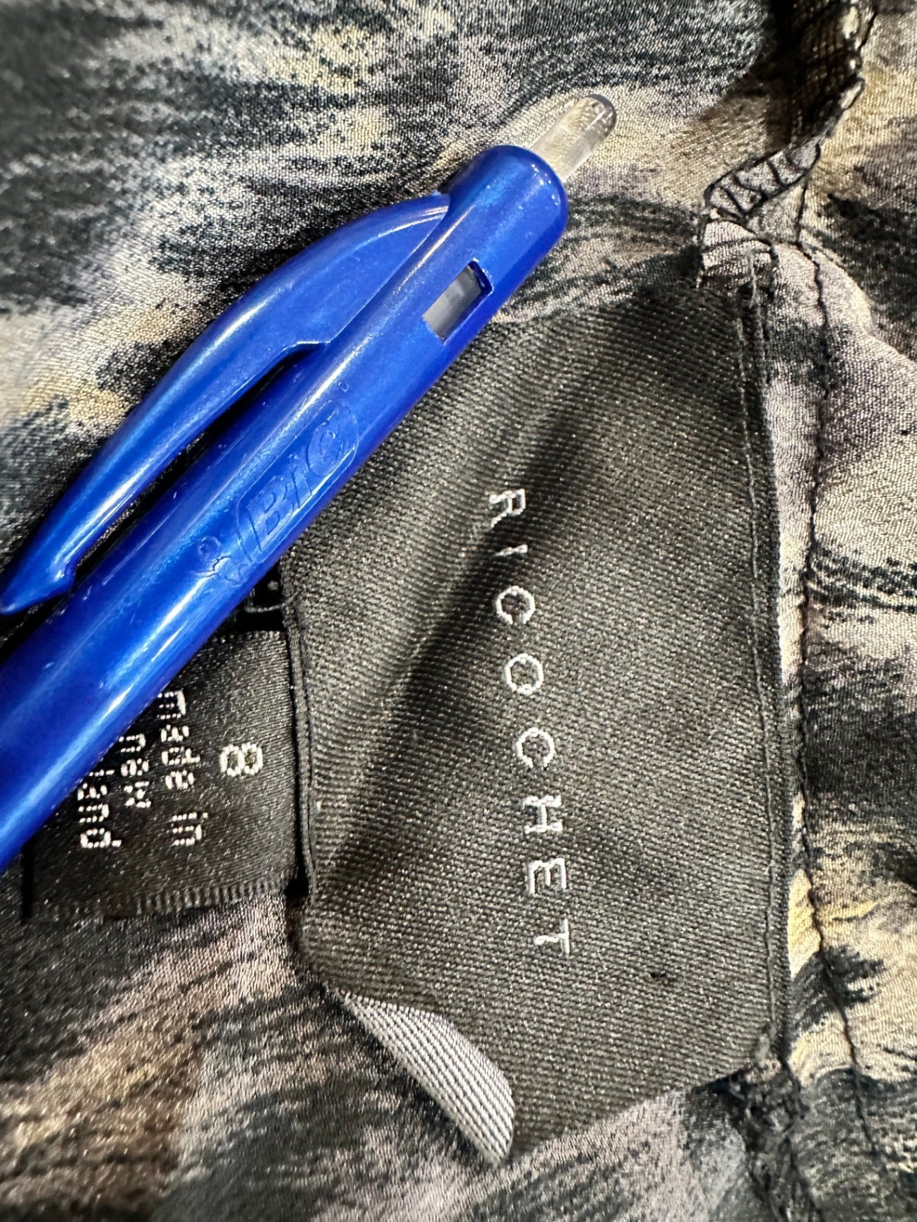 Ricochet - Made in New Zealand Top - Size 8 - Leopard print 