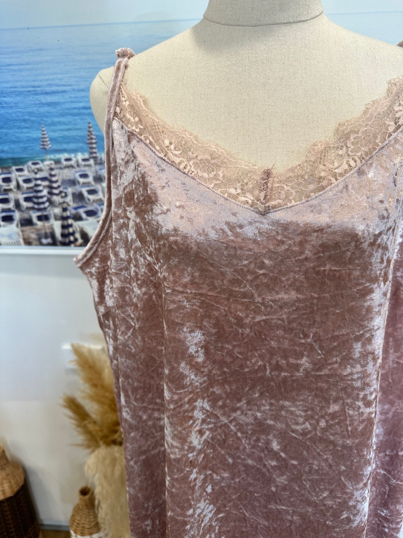 Sara - Velvet Camisole - Extra Large - Pink