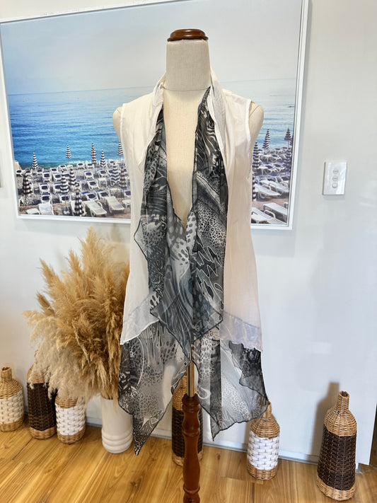 Boo Radley - Bohemian Vest - Small - Grey & White